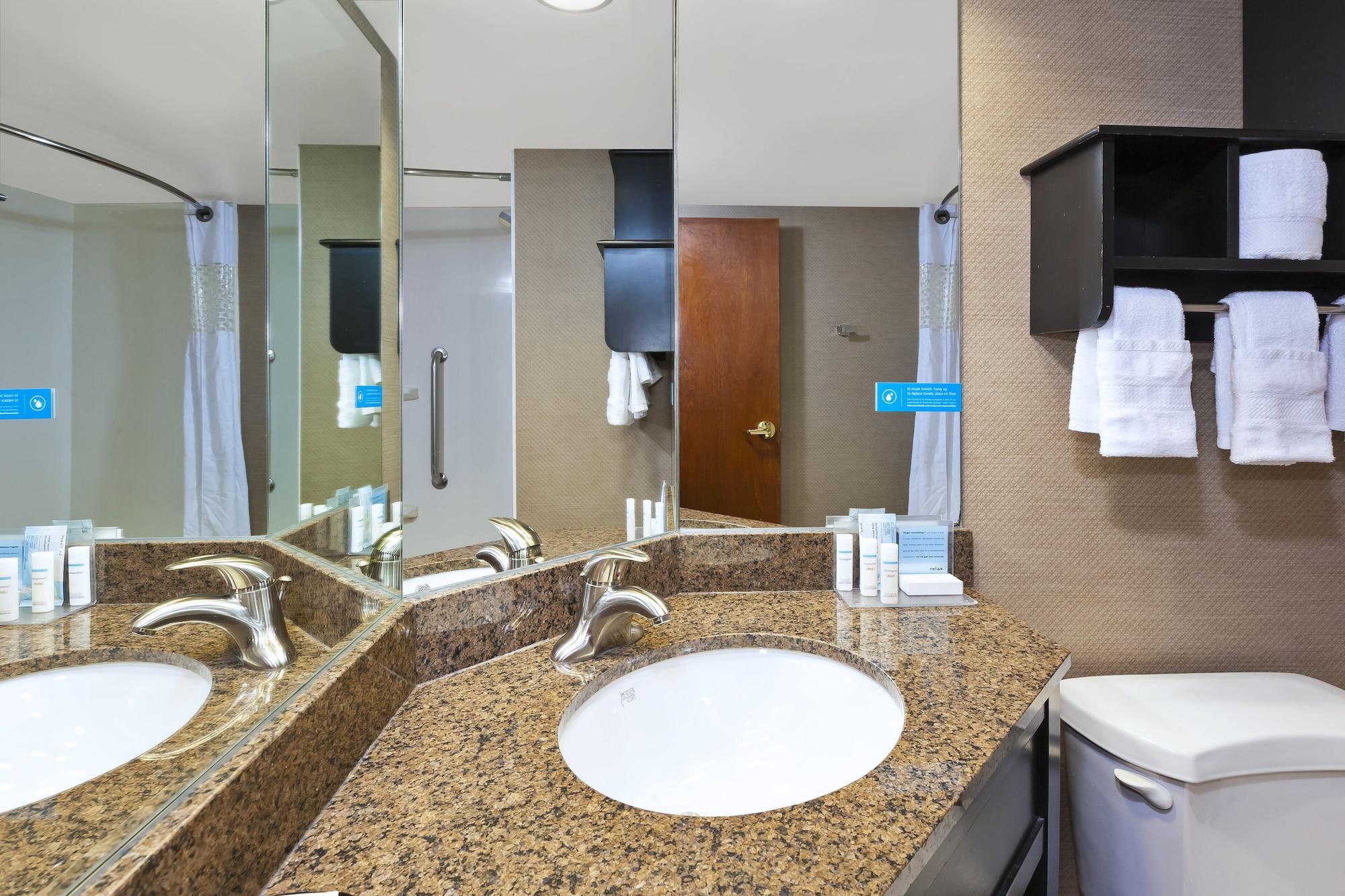 Surestay Plus Hotel By Best Western Stevensville St Joseph Kültér fotó