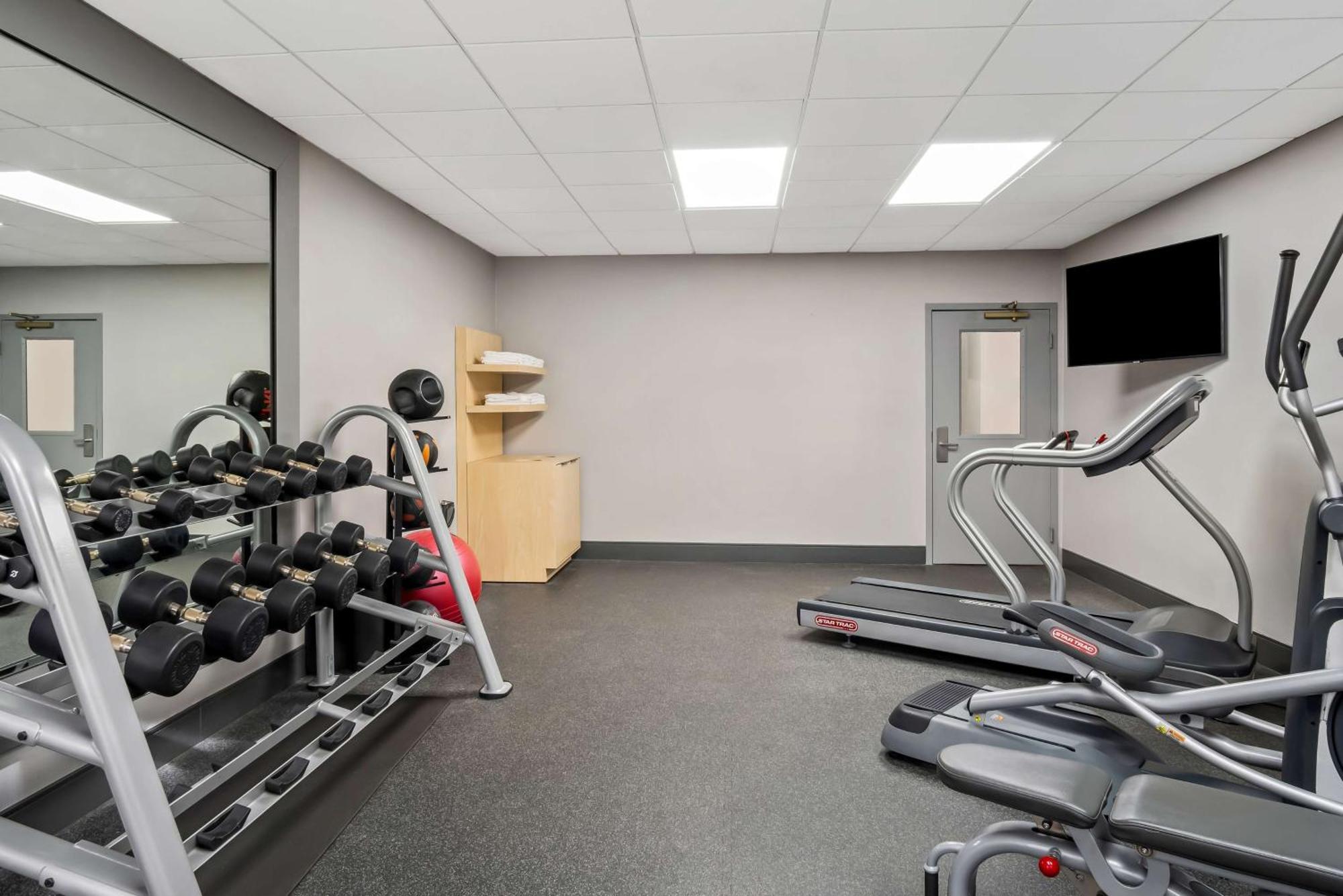 Surestay Plus Hotel By Best Western Stevensville St Joseph Kültér fotó