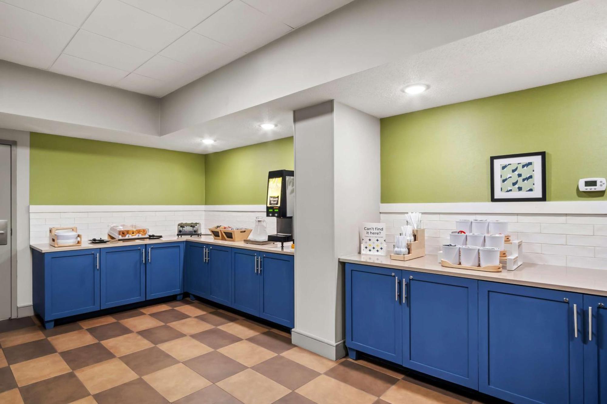 Surestay Plus Hotel By Best Western Stevensville St Joseph Kültér fotó