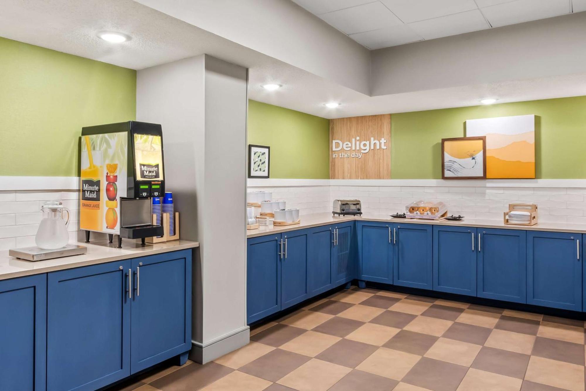 Surestay Plus Hotel By Best Western Stevensville St Joseph Kültér fotó