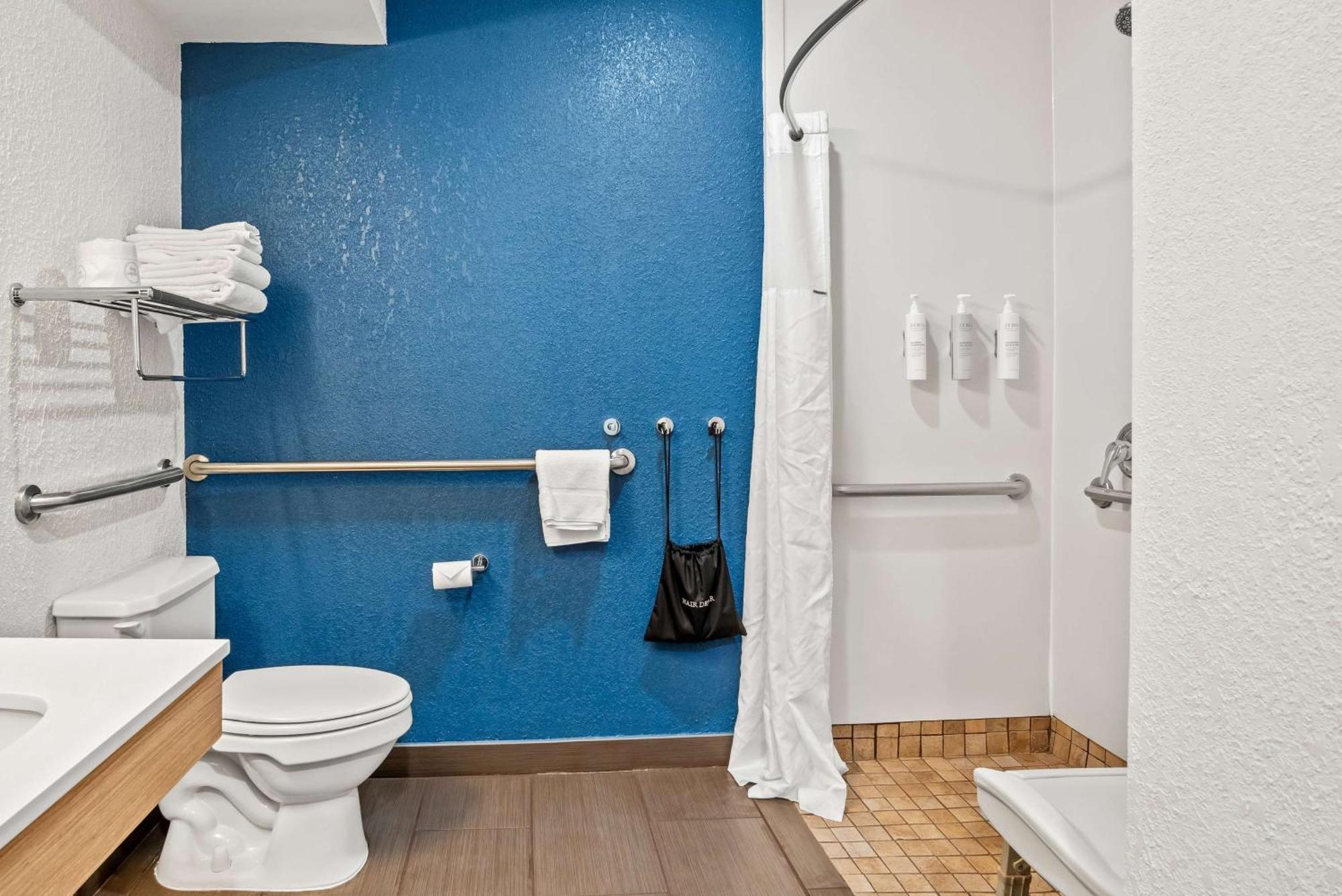 Surestay Plus Hotel By Best Western Stevensville St Joseph Kültér fotó