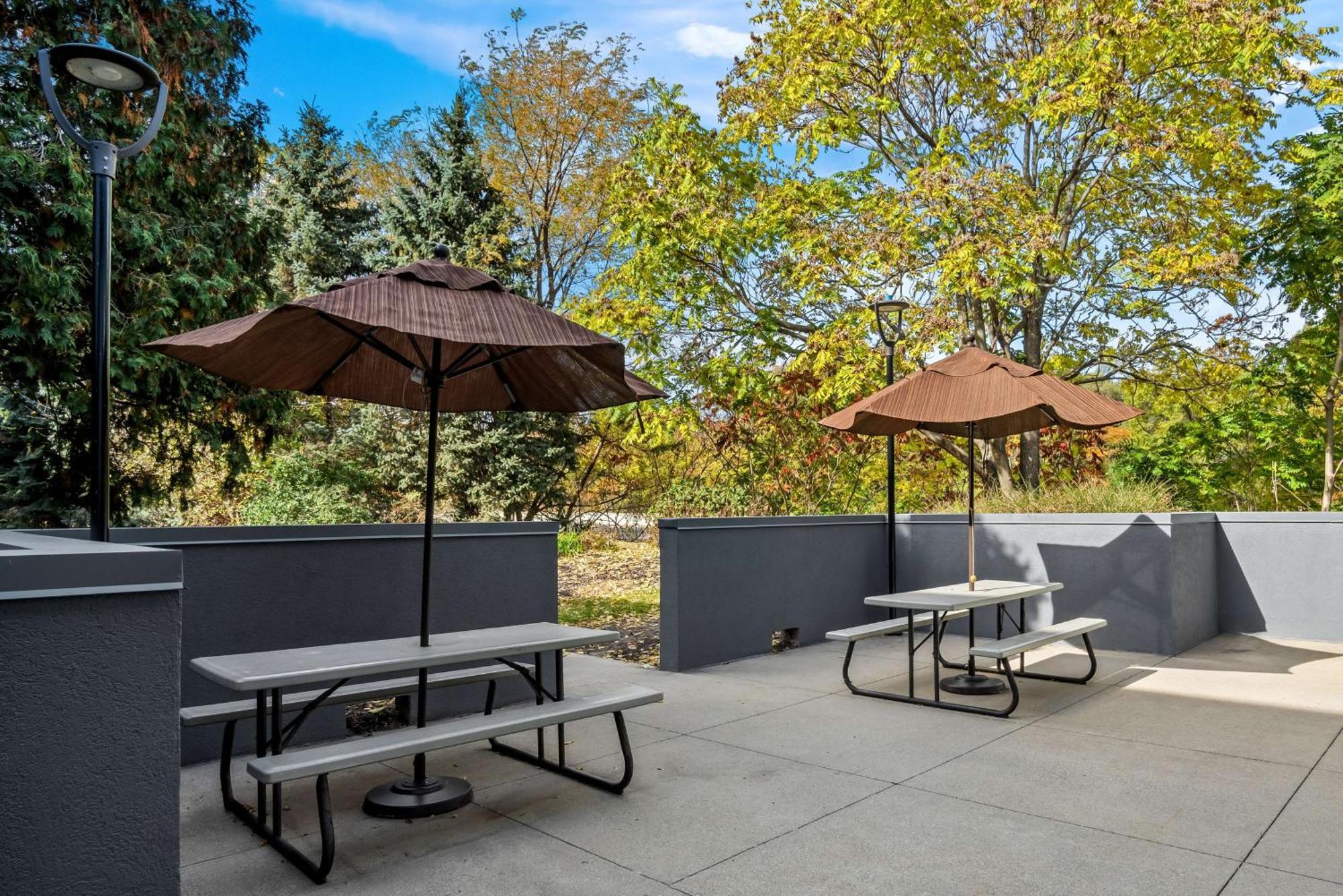 Surestay Plus Hotel By Best Western Stevensville St Joseph Kültér fotó