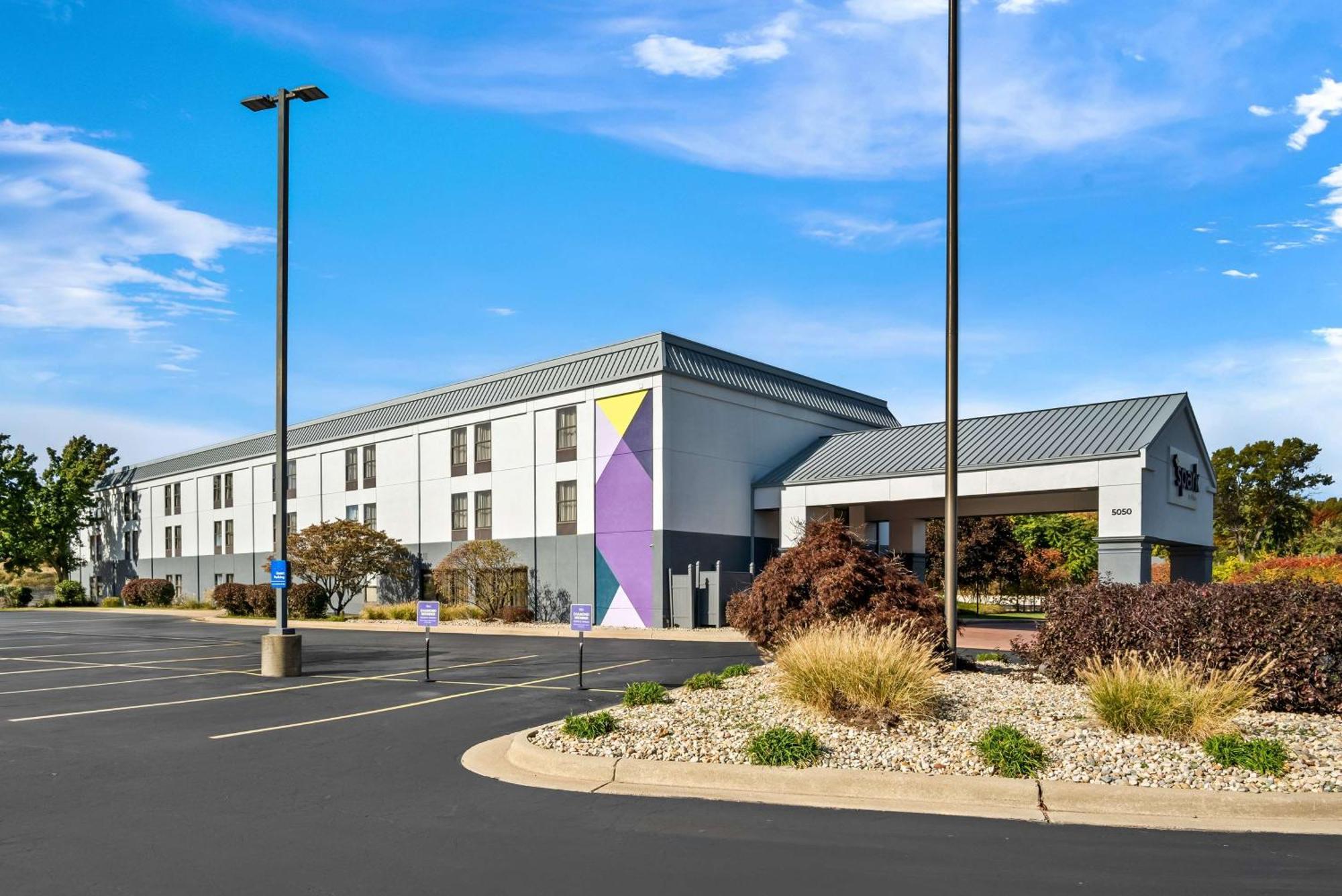 Surestay Plus Hotel By Best Western Stevensville St Joseph Kültér fotó